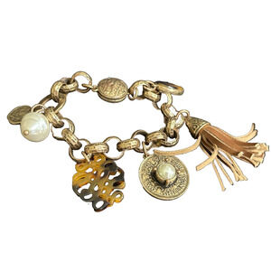 Chico's Chloe Magnetic Charm Bracelet faux-tortoiseshell Coins Faux Pearl Chunky